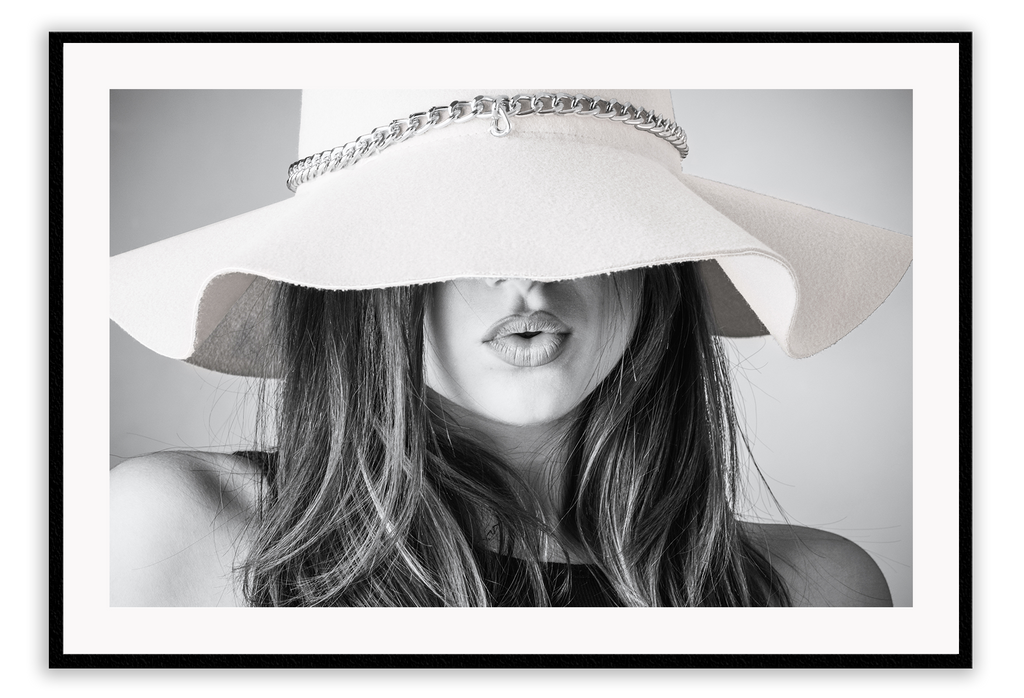 Landscape photography print hat sexy model woman lips black and white