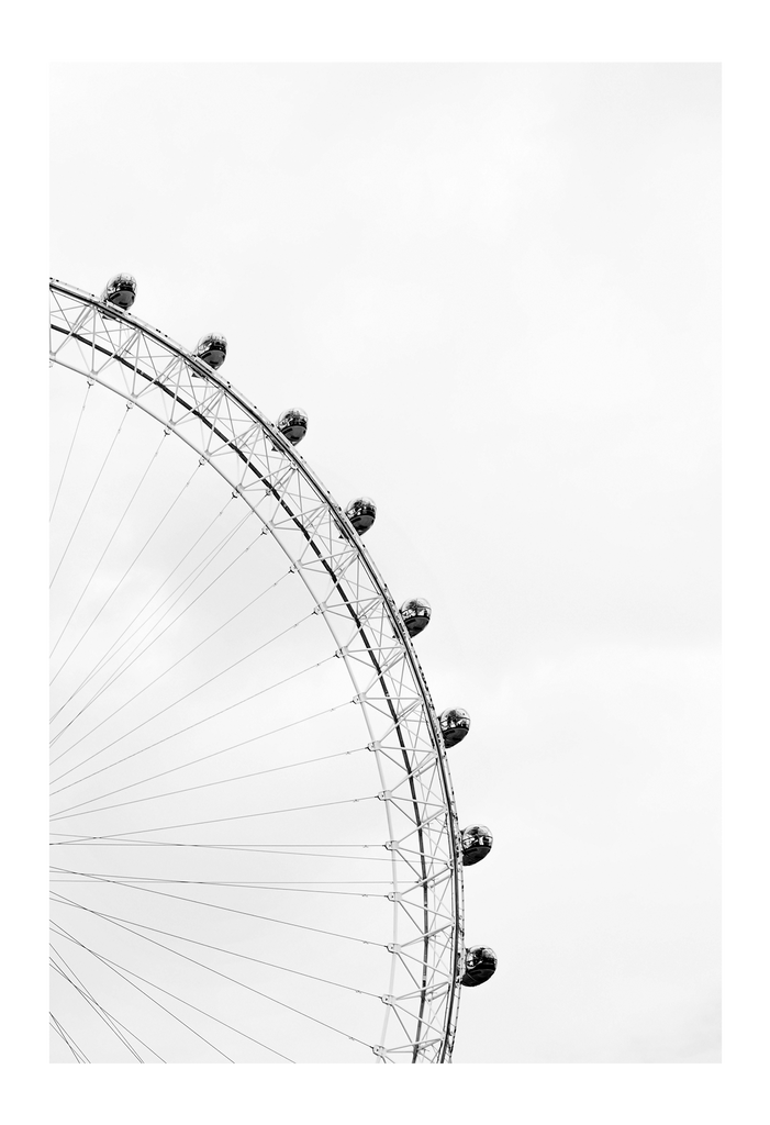This black and white wall art with a ferris wheel theme park is ideal for nursery, kids, baby bedrooms and birthday present. 