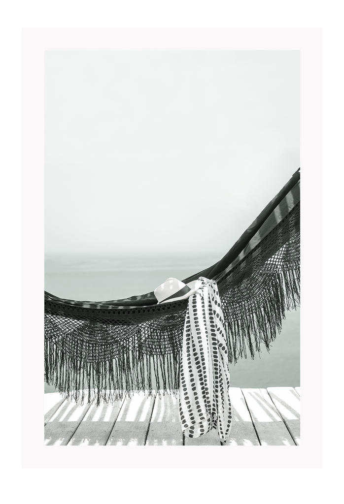Photography print hammok towel fringe hat black blue grey holiday portrait
