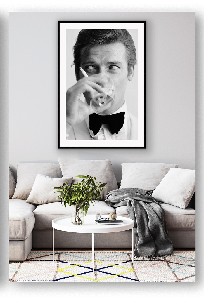 Roger Moore 007 James Bond Movie Vintage Black And White Iconic Cigarette Cirgar Drink Print Wall Print Framed Art Poster